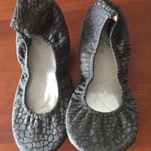 STOREHOUSE FLATS SIZE 9 Mocha Raised Suede- Brand New